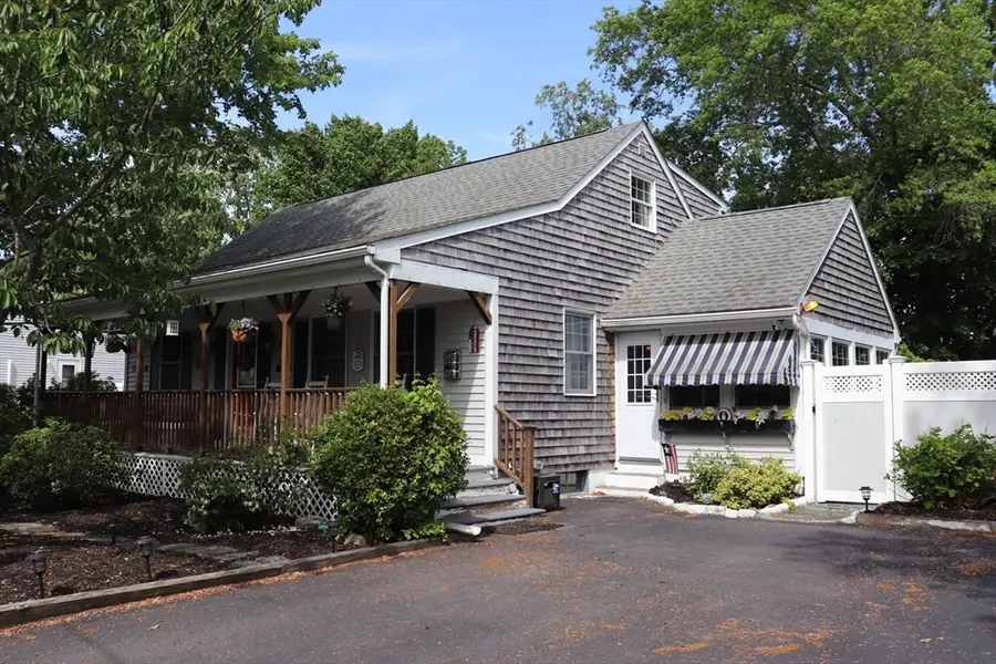 26 Robin Ln, Somerset, MA 02726 - #3