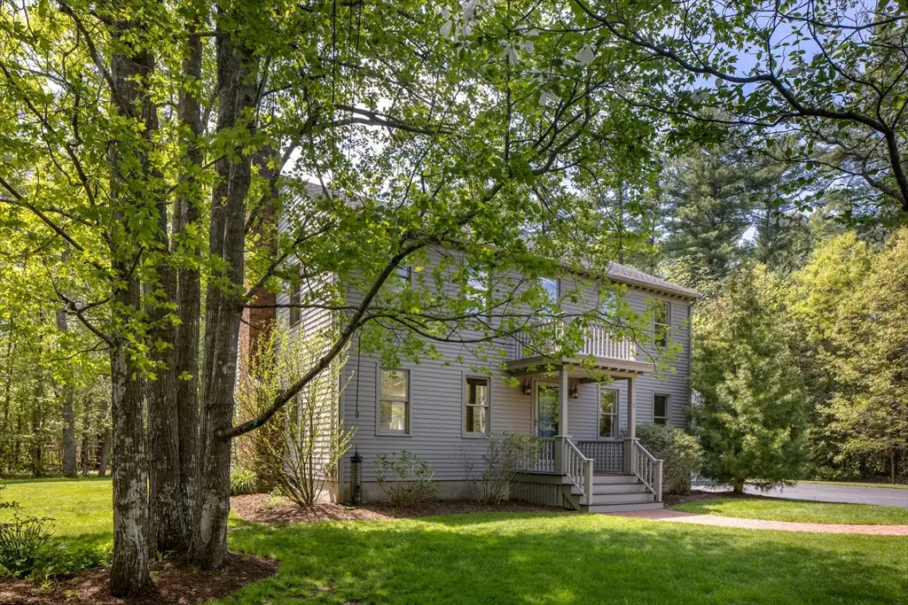 8 Riverbend Ln, Mattapoisett, MA 02739 - #1
