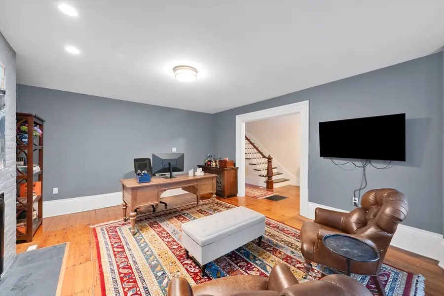 27 Mattoon Street, Springfield, MA 01105 - #3