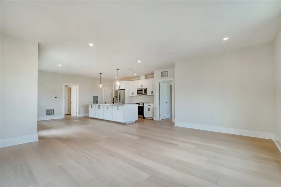 62 Foundry St #305, Wakefield, MA 01880 - #2