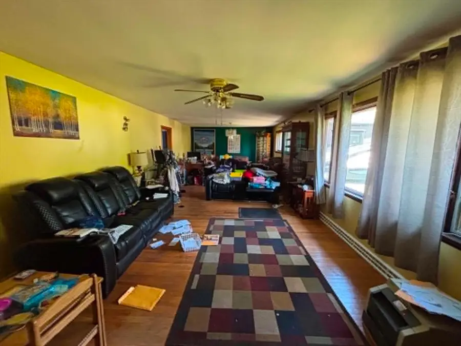 17 Lawn Ave, Lowell, MA 01852 - #3