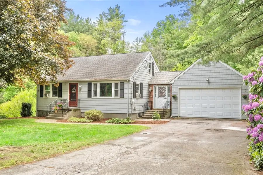 21 Grove St, Shrewsbury, MA 01545 - #2