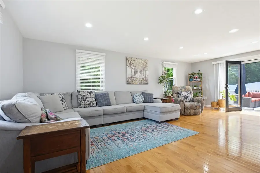 102 Purchase St, Milford, MA 01757 - #3