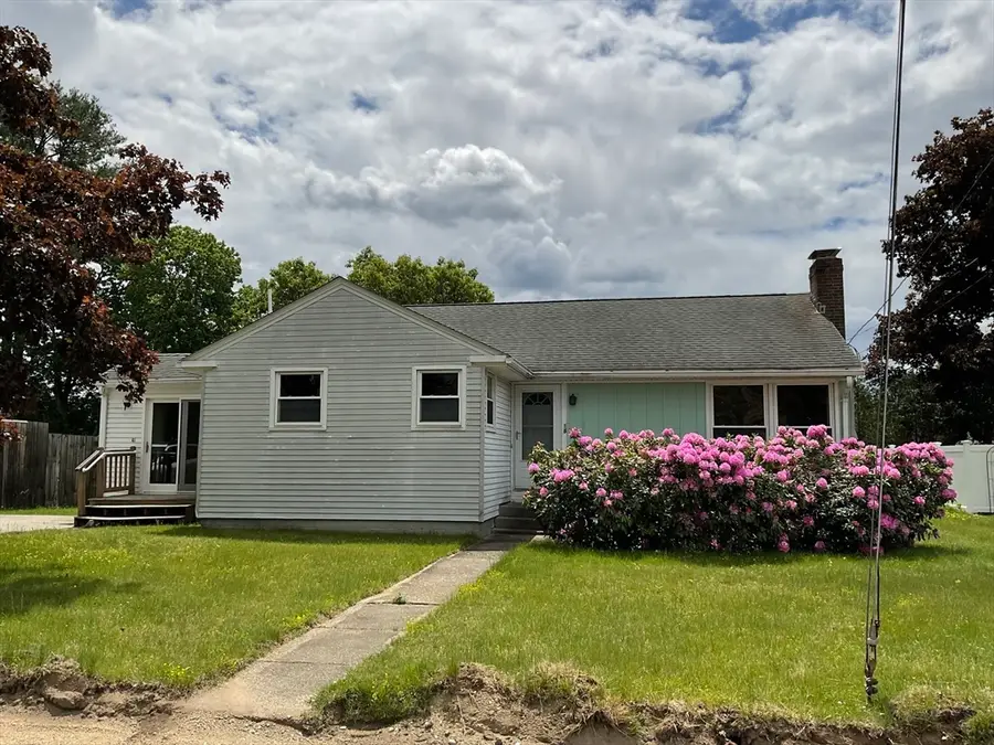 18 Pulaski Street, Uxbridge, MA 01569 - #2