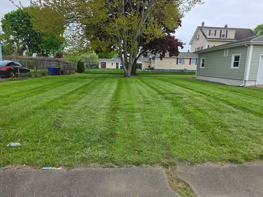 76 Wales St, Taunton, MA 02780 - #3