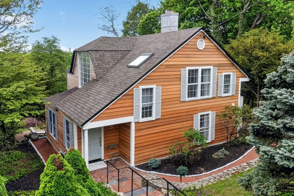 27 Wellington Ln, Belmont, MA 02478 - #1