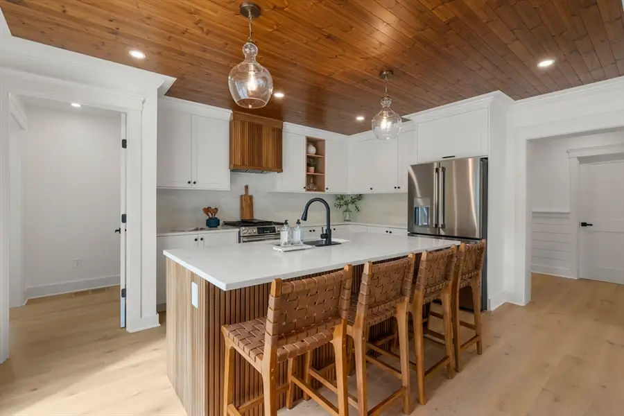 10 Laurel Ln, Forestdale, MA 02644 - #3
