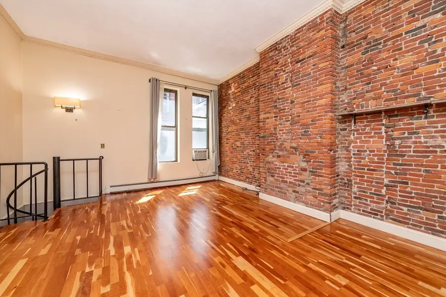 24 Hancock St #2, Boston, MA 02114 - #2