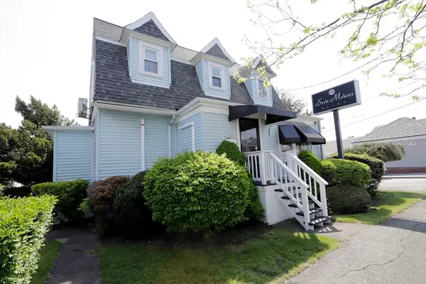 66 Rockdale Ave, New Bedford, MA 02740