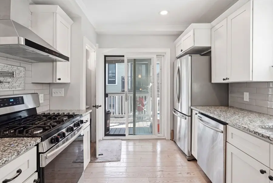 30 Rawson St, Boston, MA 02125 - #3