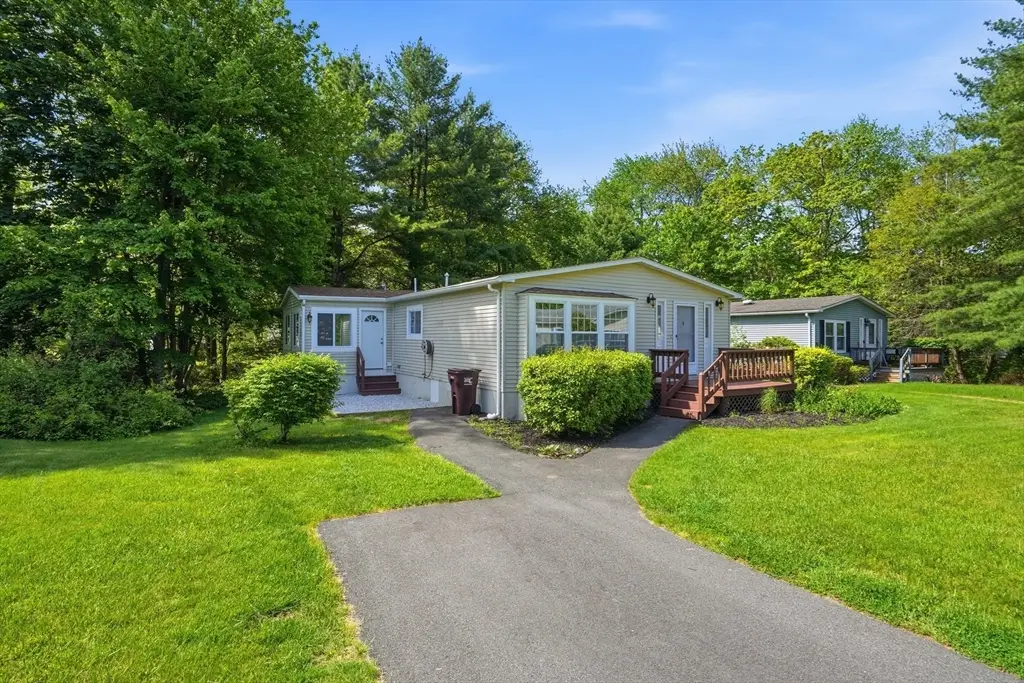 6 Evergreen Circle, Rockland, MA 02370 - #1