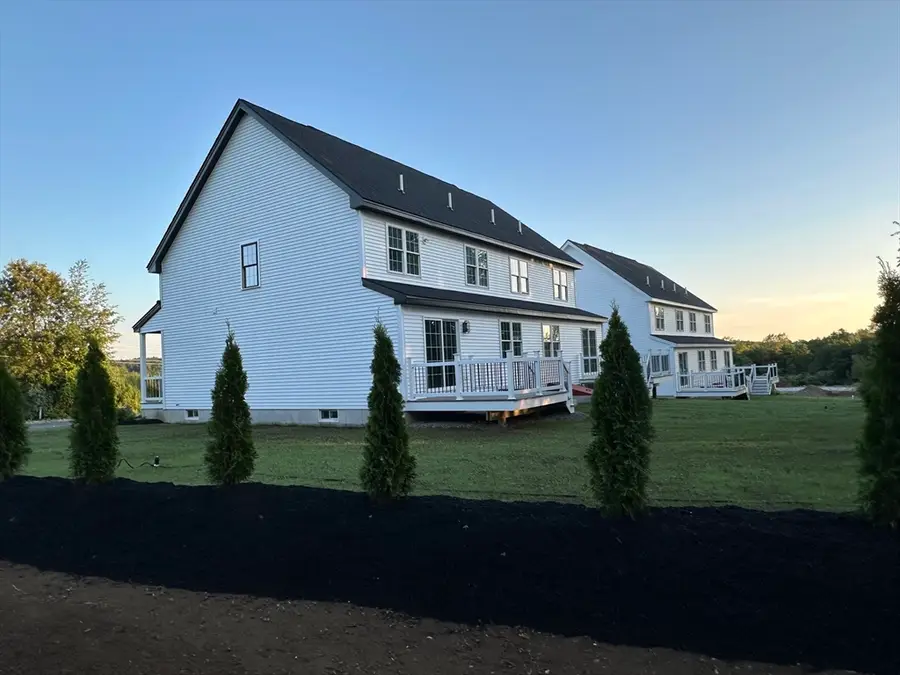 15 Leo's Way #15, Sterling, MA 01564 - #3