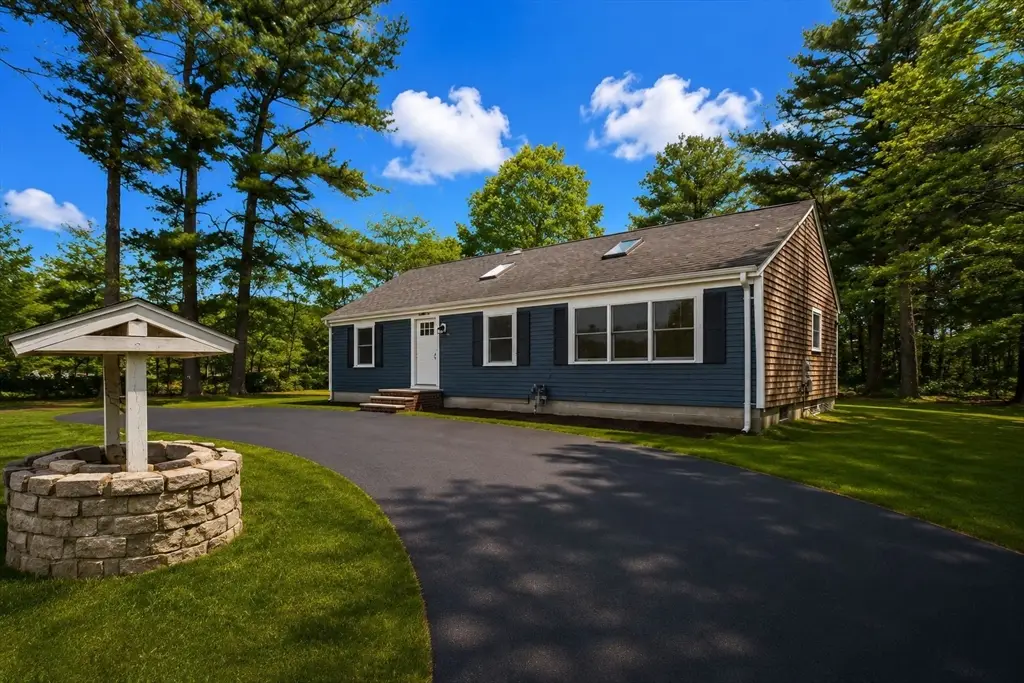 22 Randall Rd, Mattapoisett, MA 02739 - #1