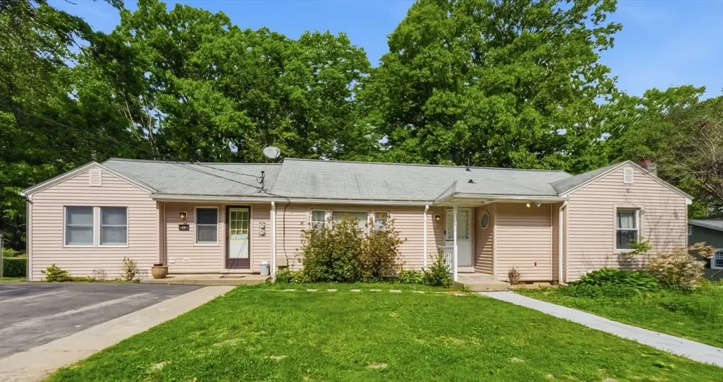 29 Passway Five, Worcester, MA 01602 - #1