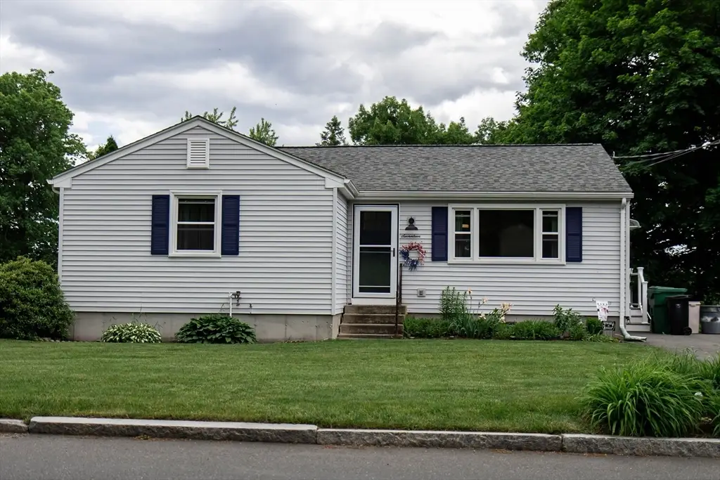 17 Hearthstone Ter, Chicopee, MA 01020 - #1