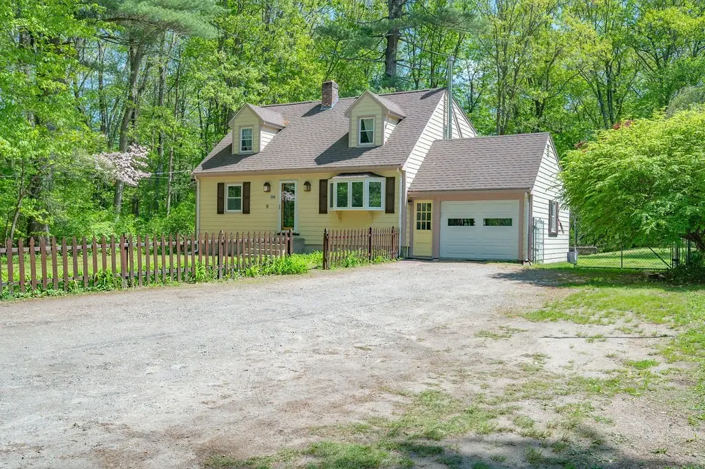 586 Turnpike St, Stoughton, MA 02072 - #1