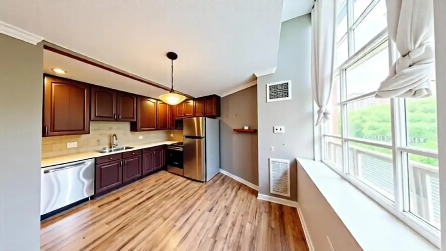 106 13th #323, Boston, MA 02129 - #2