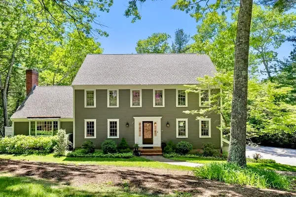 6 Barn Swallow Ln, Duxbury, MA 02332