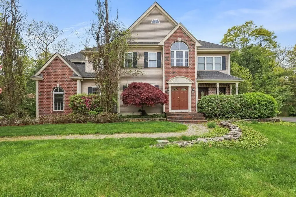 12 Kristen Circle, North Attleboro, MA 02760 - #1