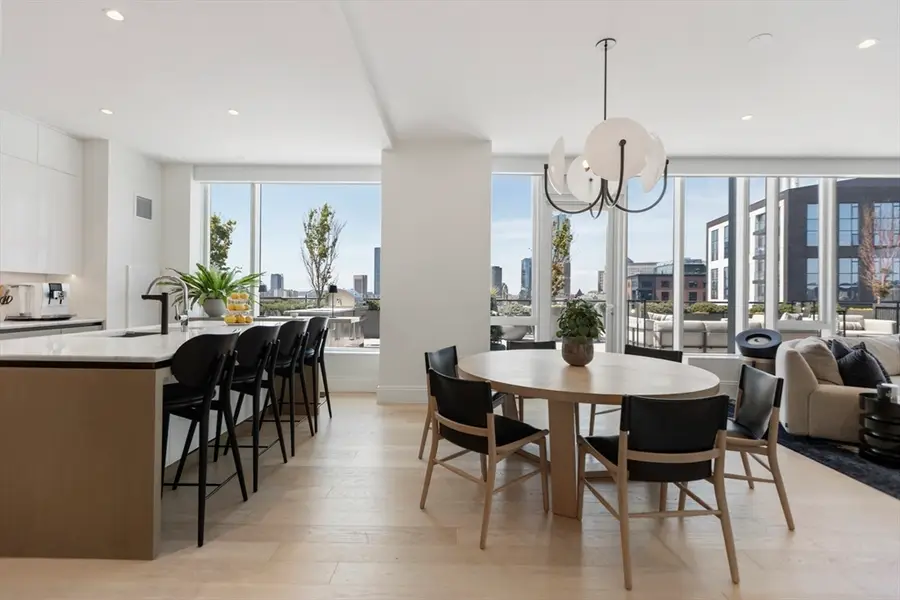 380 Harrison Ave #12J, Boston, MA 02118 - #2