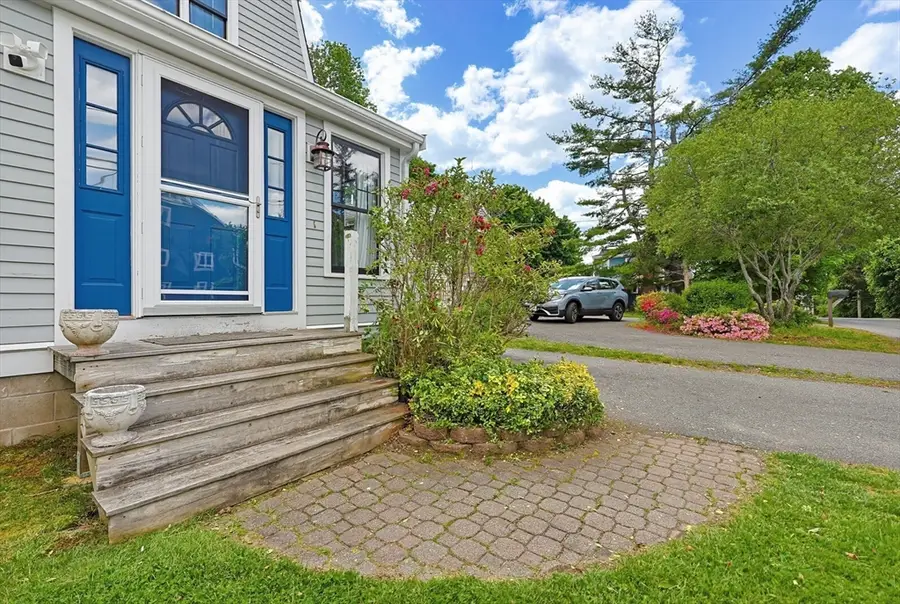 17 East Ave, Kingston, MA 02364 - #3