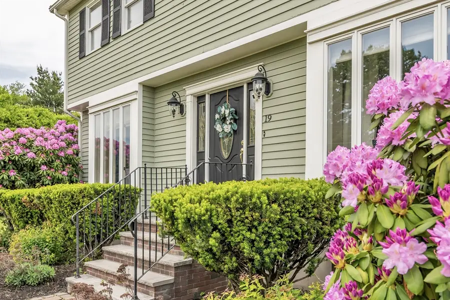 19 Bridgham St, Methuen, MA 01844 - #3