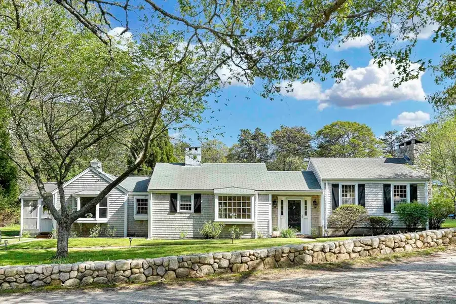 17 Oakdale Dr, Edgartown, MA 02539 - #3