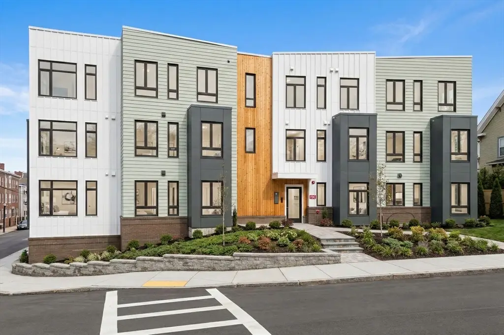 34 Oak Street #202, Boston, MA 02136 - #1