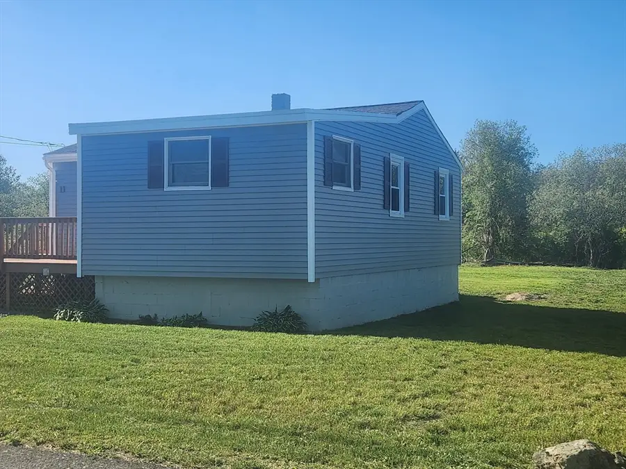 11 Starboard Dr, Fairhaven, MA 02719 - #3