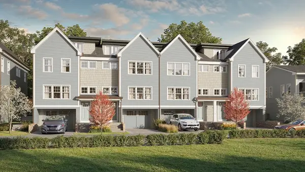 214 Great Road #204, Bedford, MA 01730