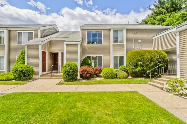 144 Nassau Dr #144, Springfield, MA 01129