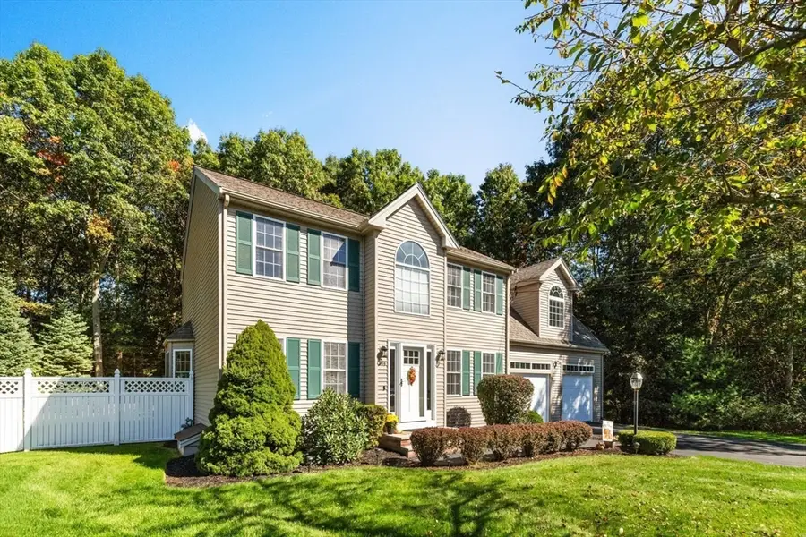 104 Ridgewood Dr, Taunton, MA 02780 - #2