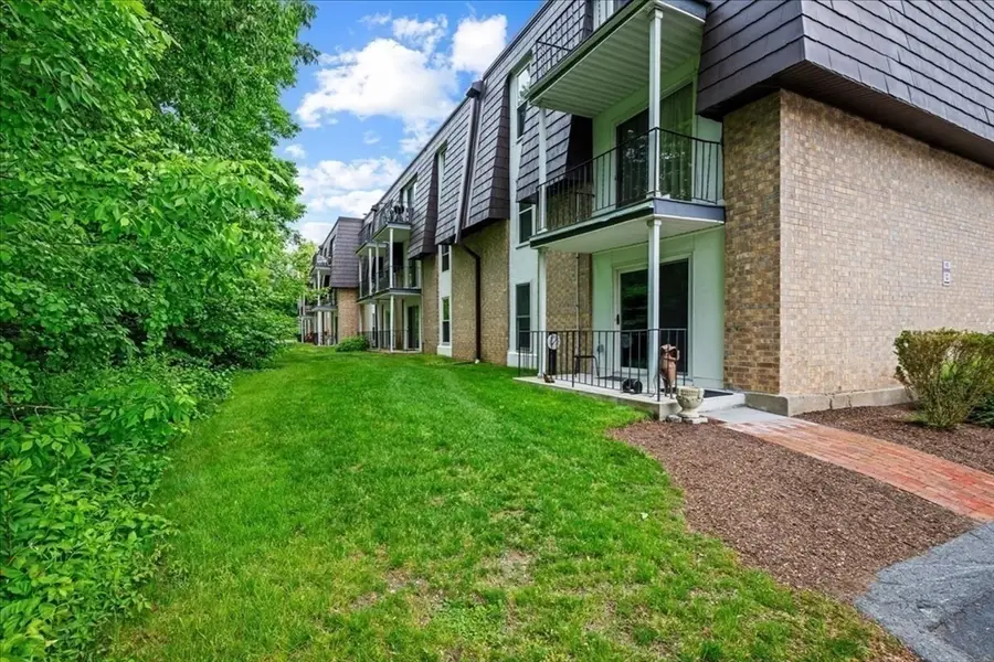 23 Shadowbrook Ln #10, Milford, MA 01757 - #2