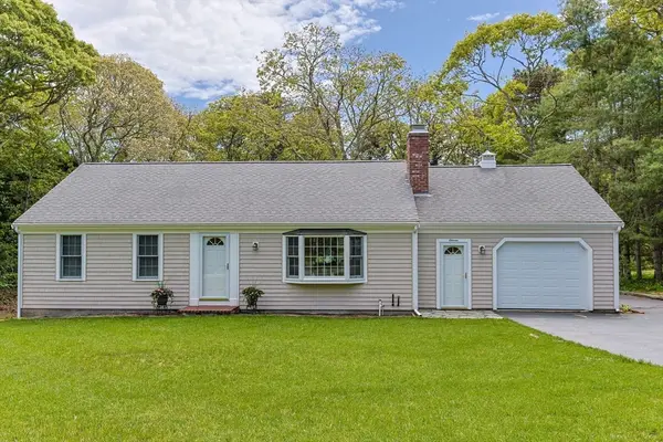 11 Little Marsh Ln, Harwich, MA 02645