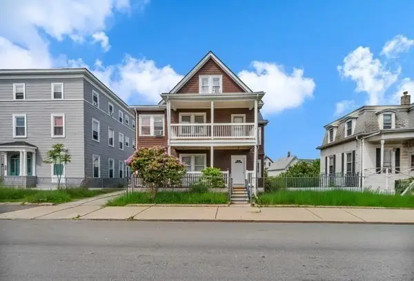 42 Baker St, Lynn, MA 01902 - #2