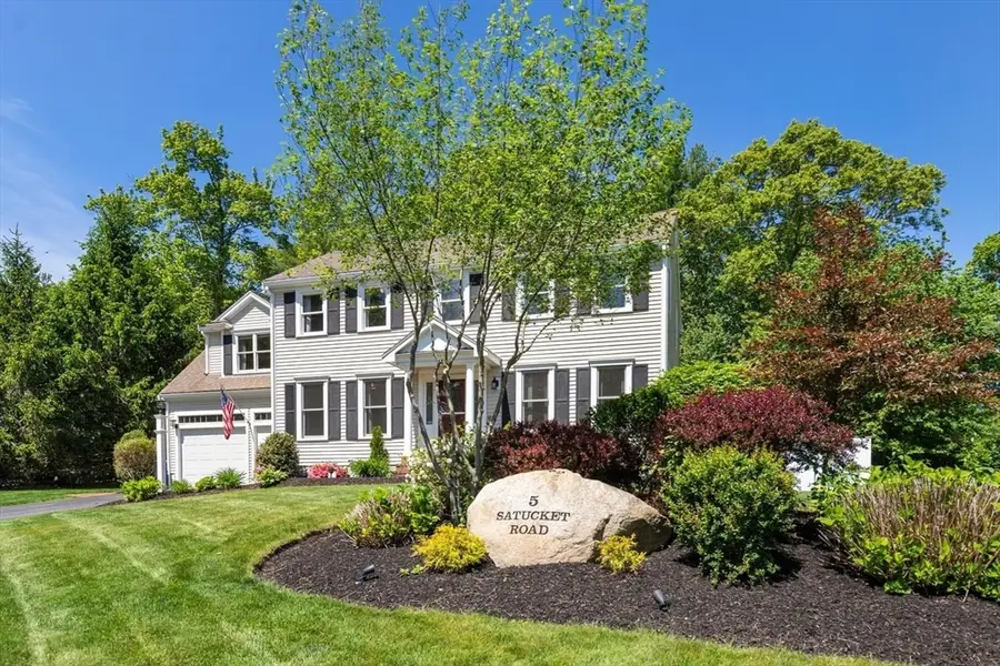 5 Satucket Rd, Rockland, MA 02370 - #2
