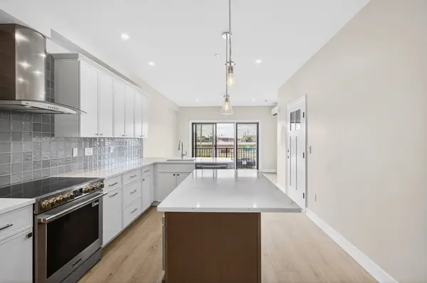 16 Northend Blvd #1, Salisbury, MA 01952