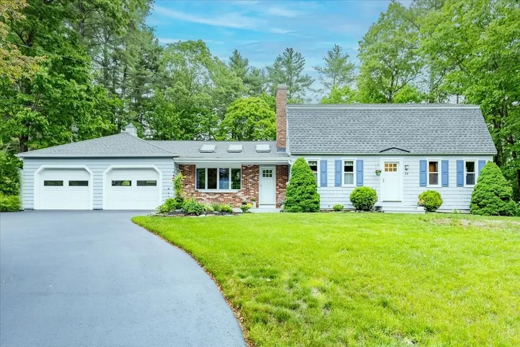 29 Ponderosa Dr, Townsend, MA 01469 - #1
