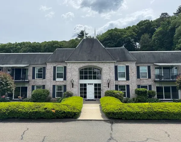 324 Russell Road #109, Westfield, MA 01085