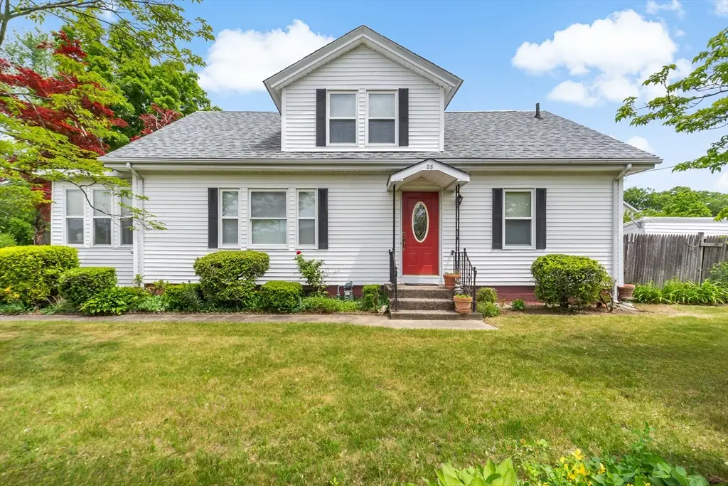 28 Central Ave, Seekonk, MA 02771 - #1