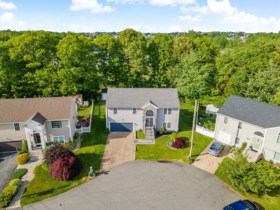 1084 Laurel St, Fall River, MA 02721 - #3