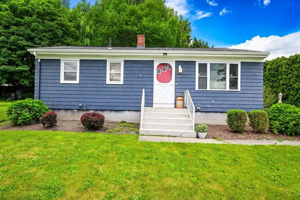 27 Alan Ave, Portsmouth, RI 02871 - #1