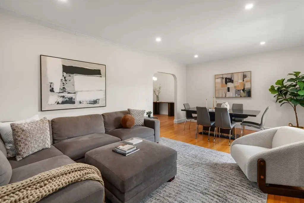 15 Monmouth Court #5, Brookline, MA 02446 - #1