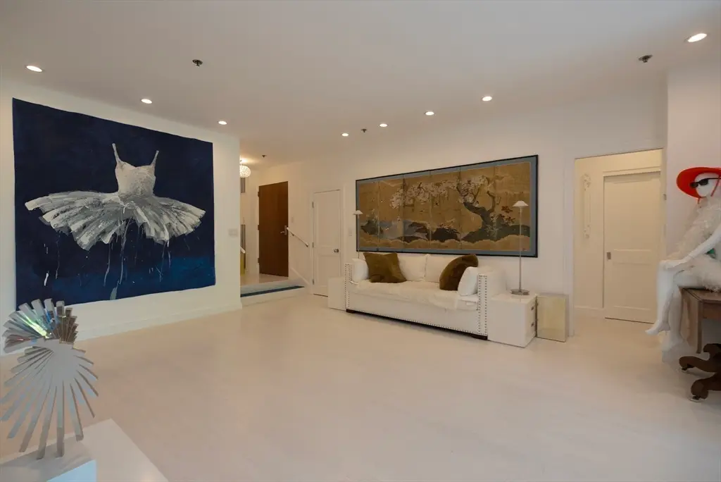 1265 Beacon Street #702, Brookline, MA 02446 - #1