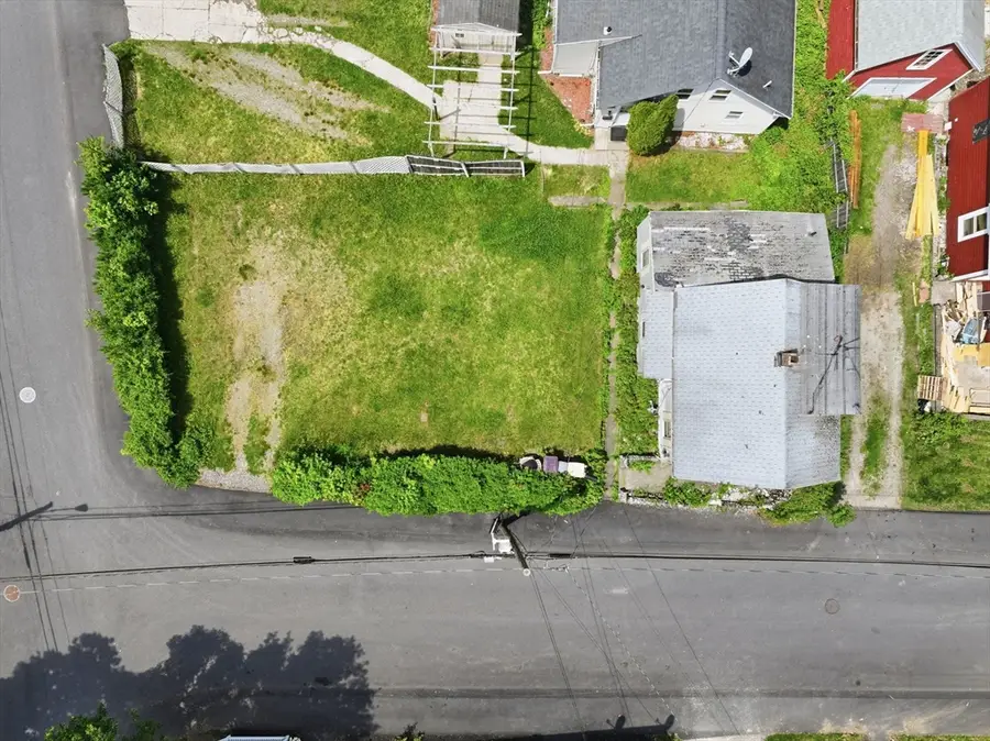 35 School St, Weymouth, MA 02189 - #3