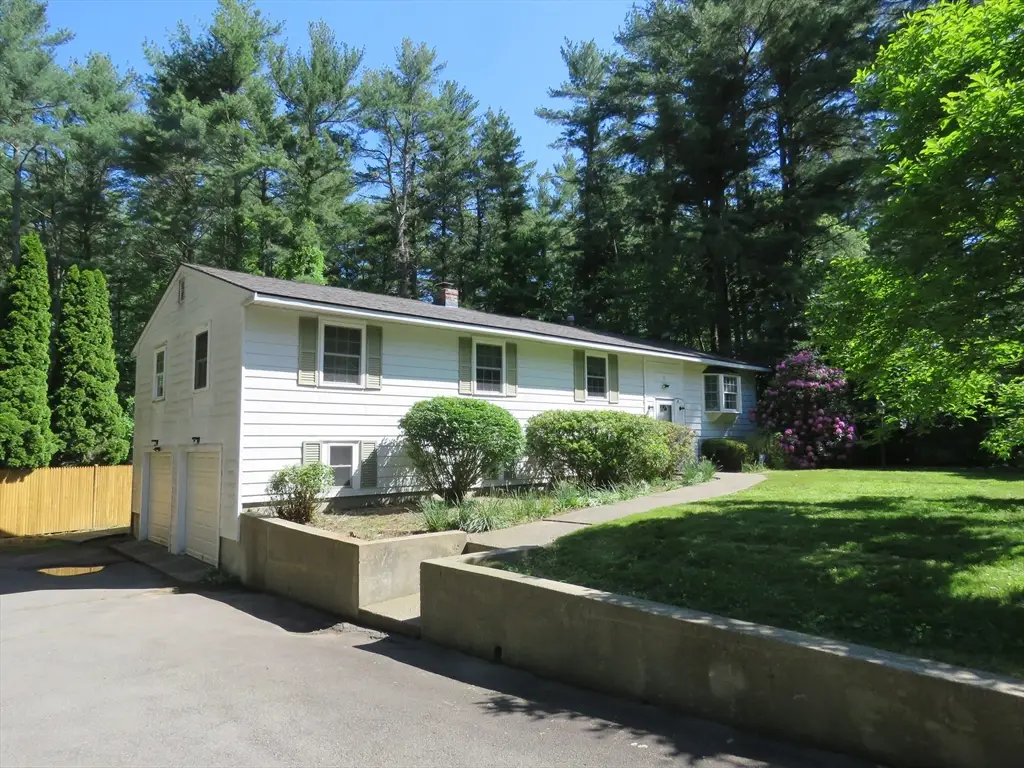 32 Oak St, Pembroke, MA 02359 - #1