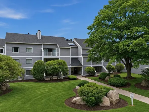 1100 Salem St #79, Lynnfield, MA 01940