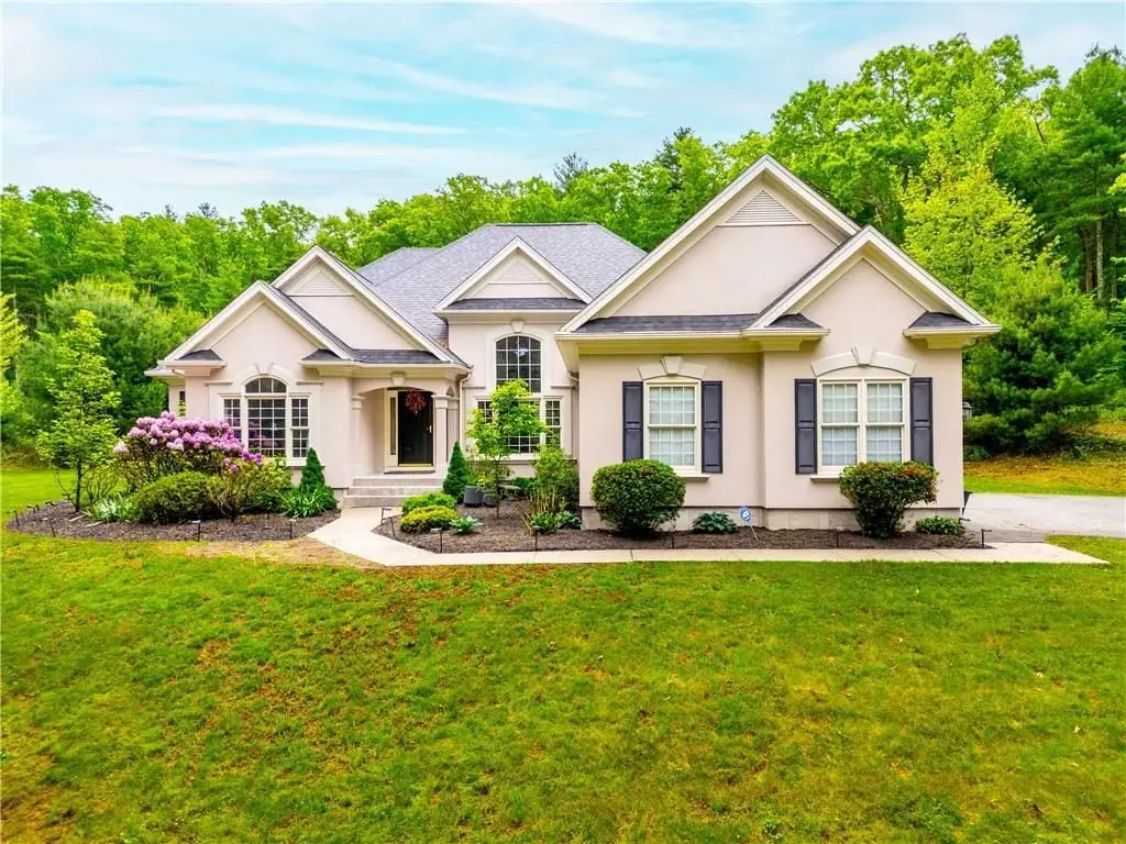 4 Hart Pond Drive, North Smithfield, RI 02896 - #1