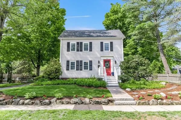 38 Berkeley St, Reading, MA 01867