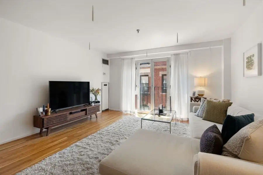 350 North Street #403, Boston, MA 02109 - #3